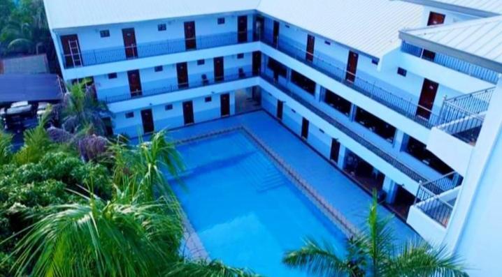 Playa Alba Beach Front And Resort San Antonio  Buitenkant foto
